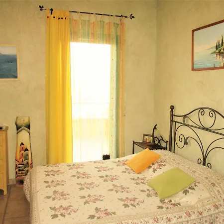 Les Mimosas * Menton