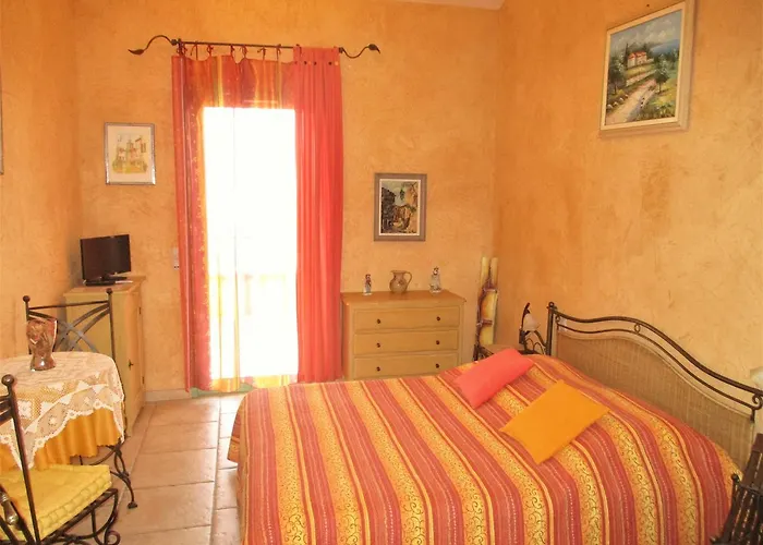 Les Mimosas * Menton